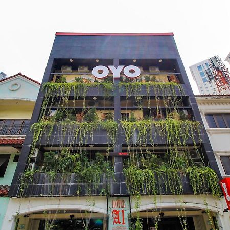 โอโย 217 A1 โฮเต็ล Hotel สุราบายา ภายนอก รูปภาพ