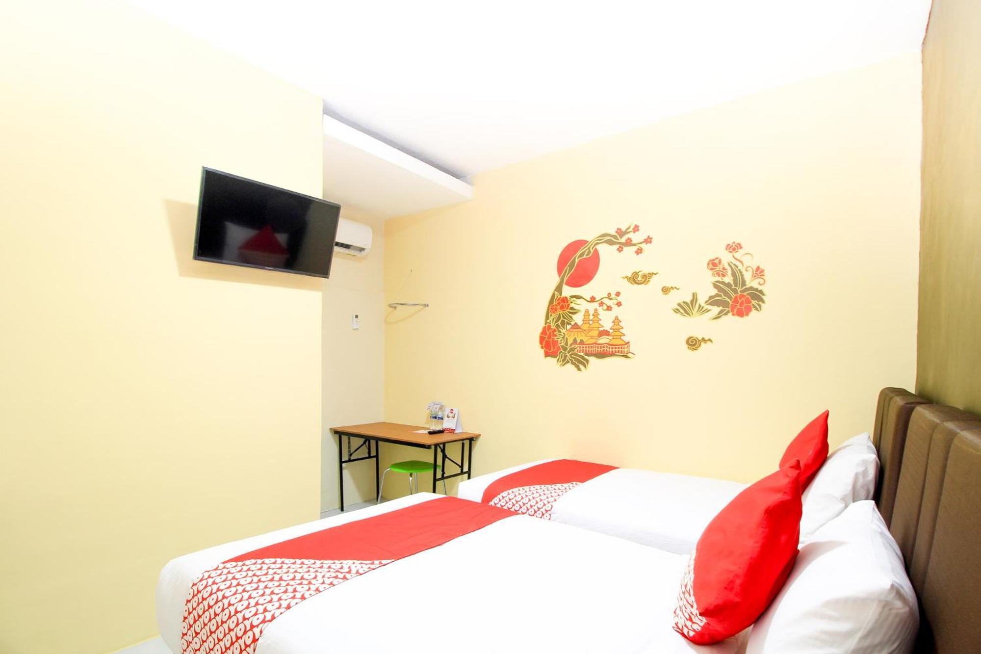 โอโย 217 A1 โฮเต็ล Hotel สุราบายา ภายนอก รูปภาพ