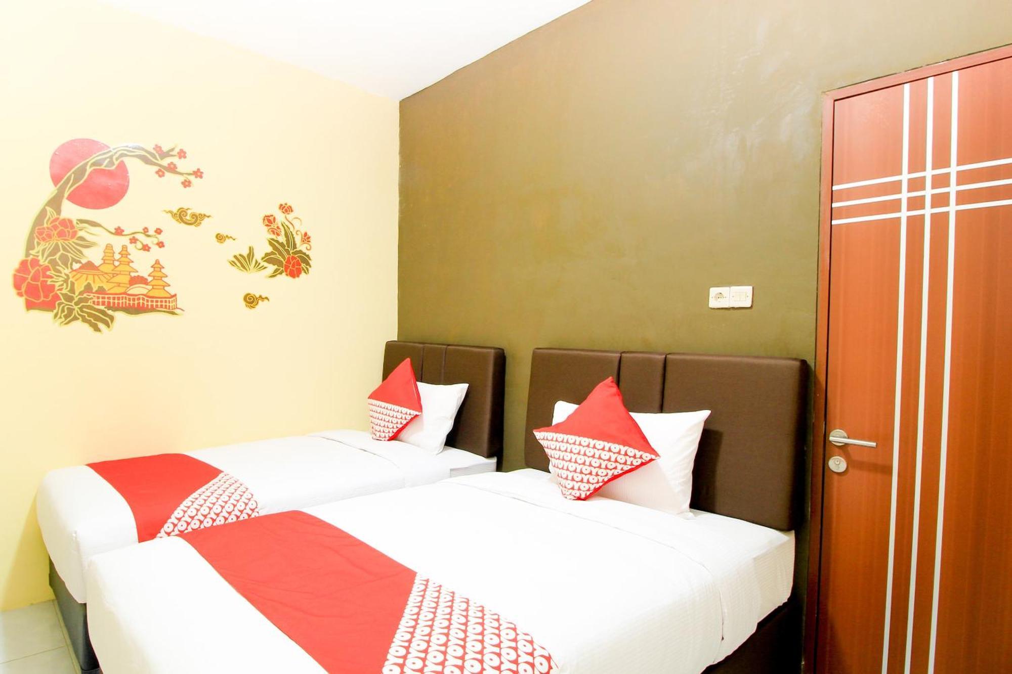 โอโย 217 A1 โฮเต็ล Hotel สุราบายา ภายนอก รูปภาพ