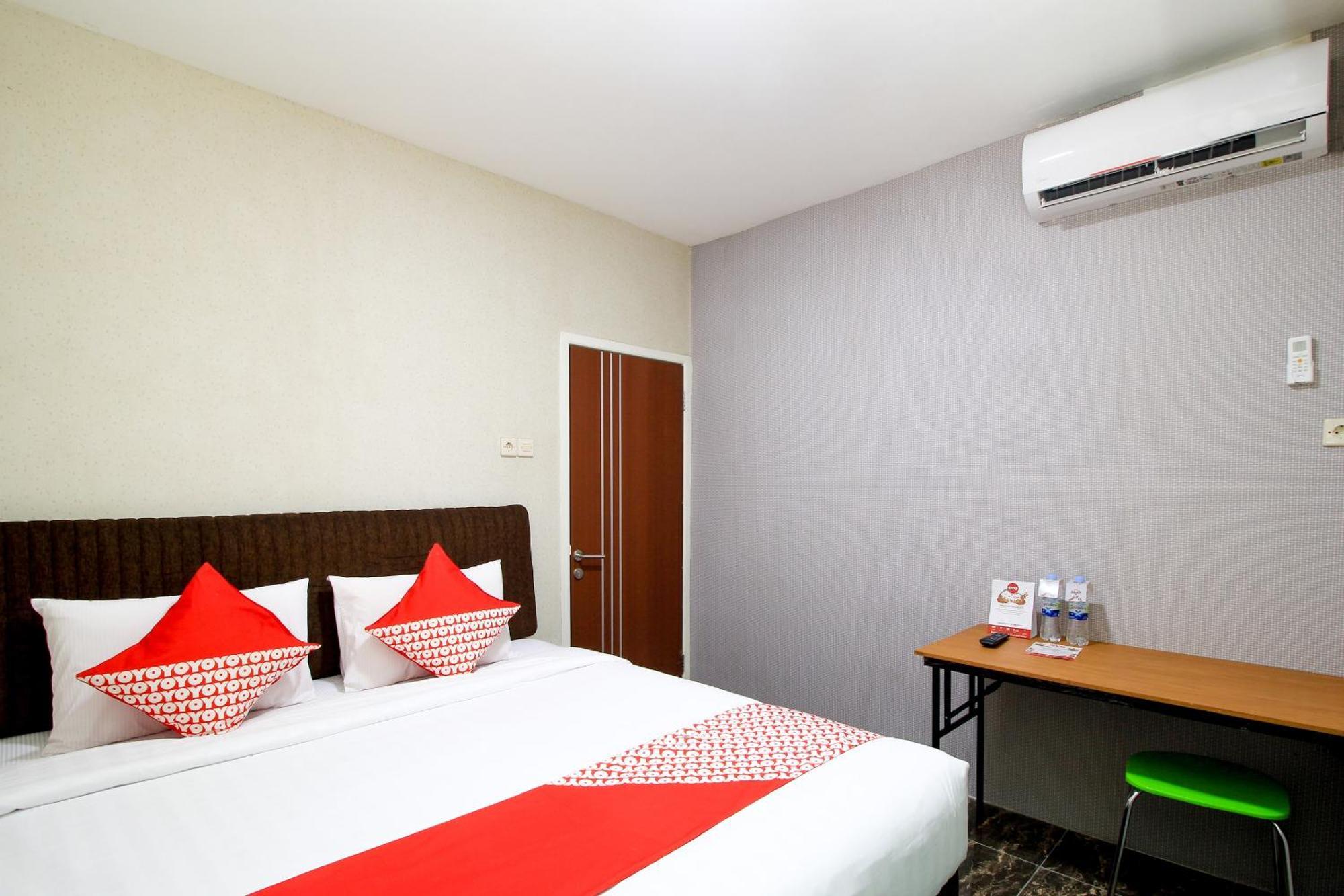 โอโย 217 A1 โฮเต็ล Hotel สุราบายา ภายนอก รูปภาพ