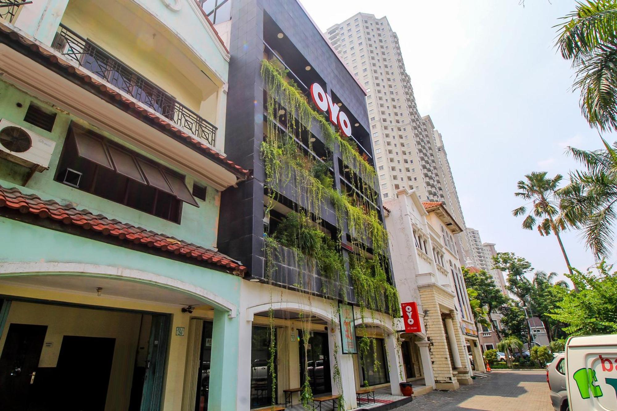 โอโย 217 A1 โฮเต็ล Hotel สุราบายา ภายนอก รูปภาพ