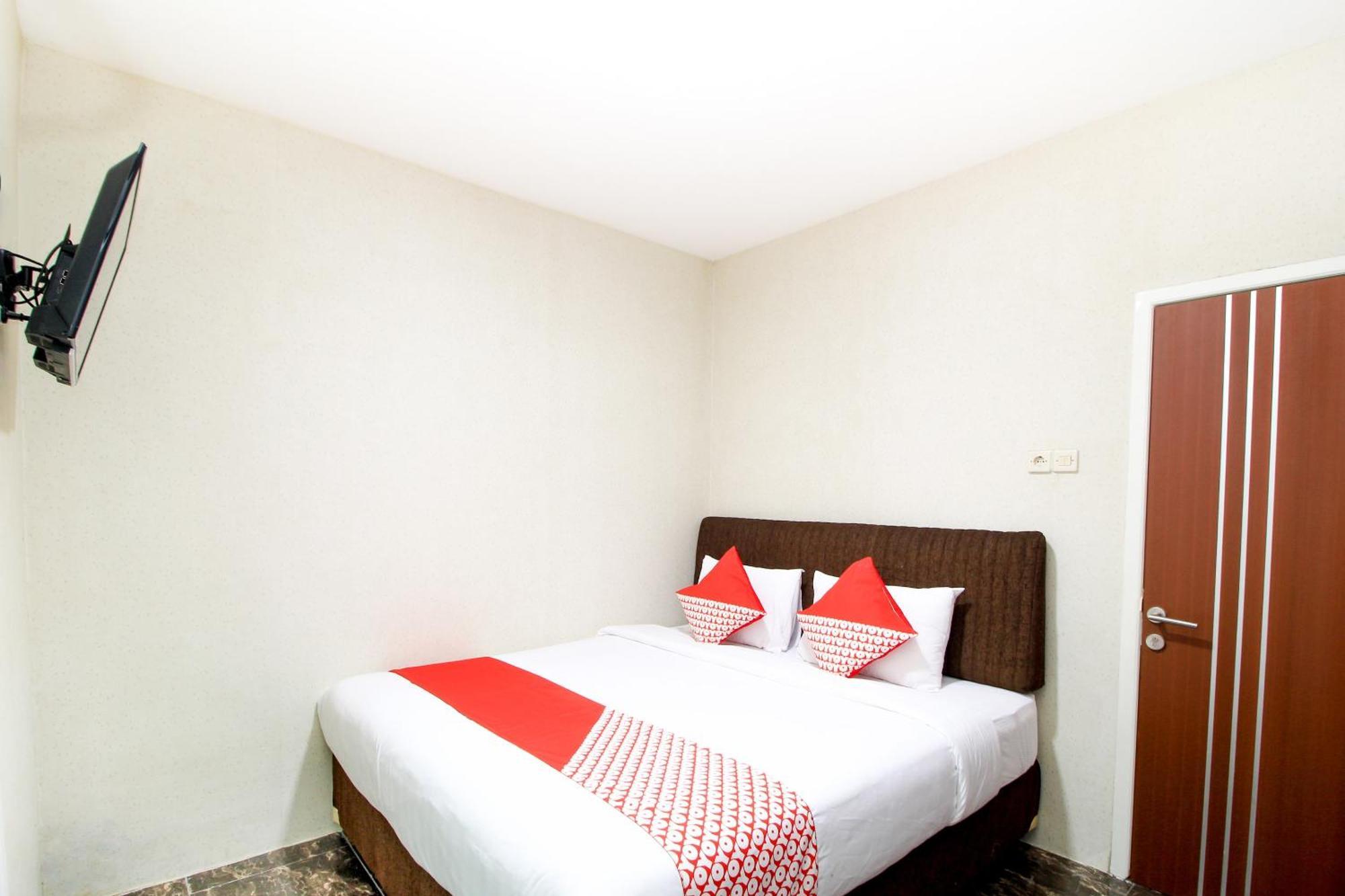โอโย 217 A1 โฮเต็ล Hotel สุราบายา ภายนอก รูปภาพ